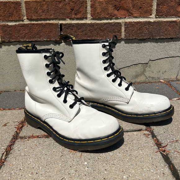 Dr Martens white boots - Picture 6 of 16